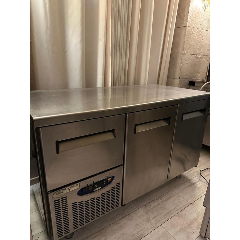 Used cooling counter with 2 doors and 1 drawer