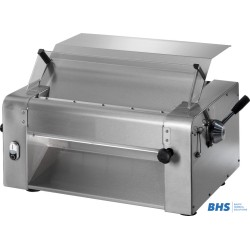 Dough rolling machine 520