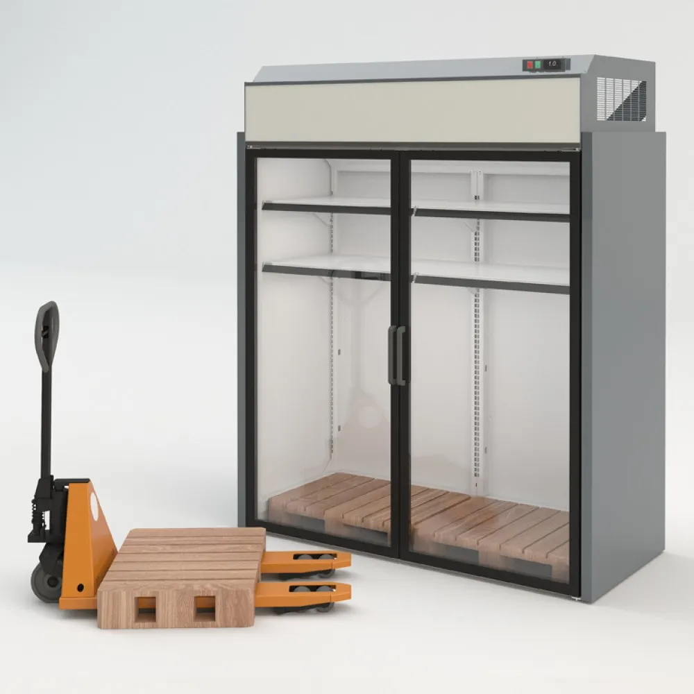 Ledusskapis ar paletēm un ratiņiem