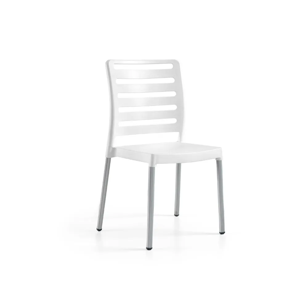 Diva Kėdė - Moderni vasaros terasa