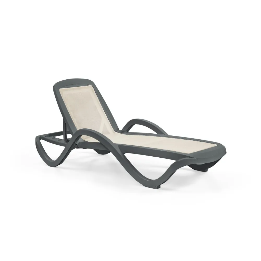 Bali päevitustool käetoedega