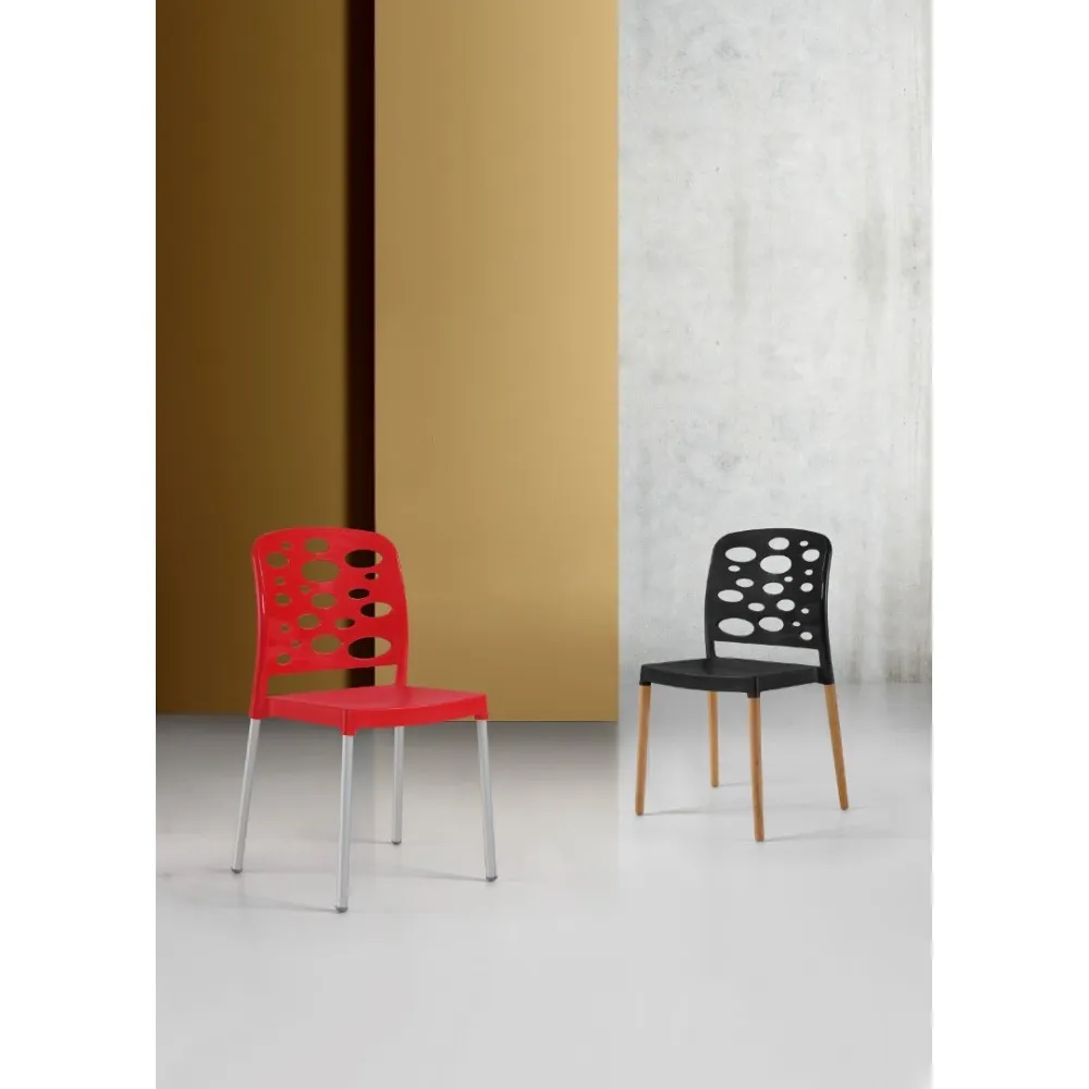 Kaunis puidust jalaga tool