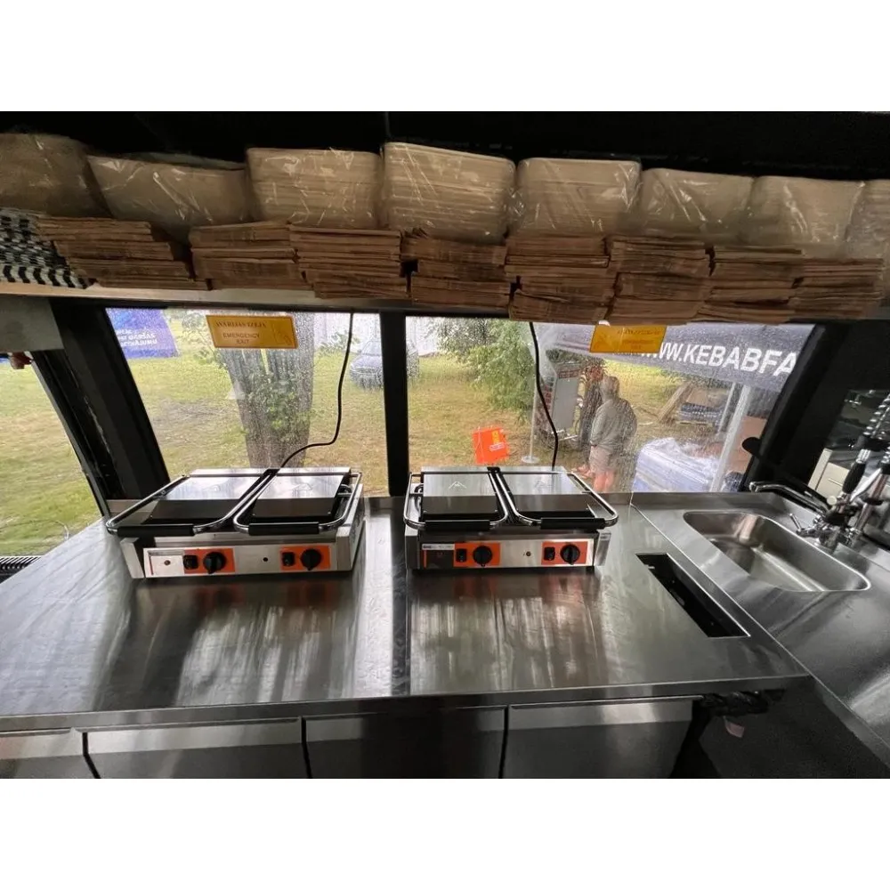 Greito maisto autobuso darbo zona