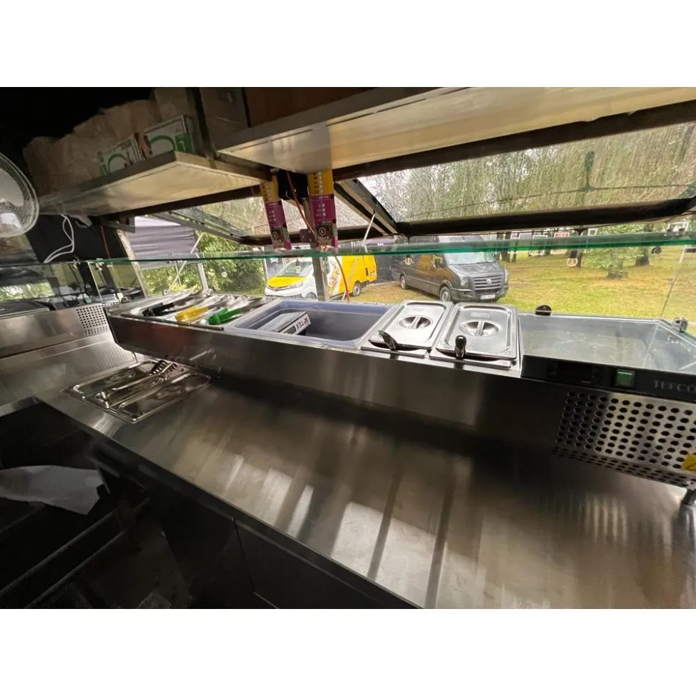 Greito maisto autobuso darbo zona