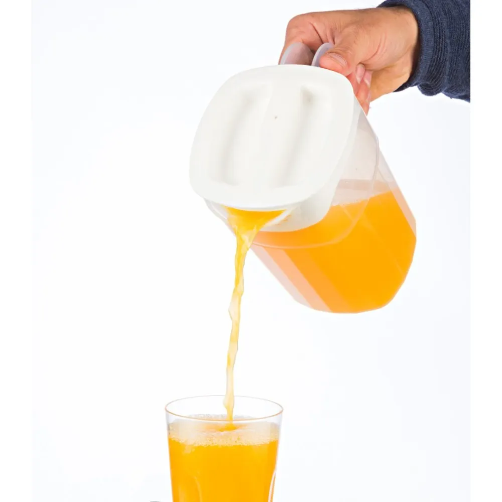 Versatile 1.8L Stackable Pitcher with Lid