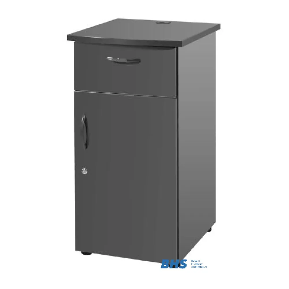 Praktiskais plaukts ar slēdzamu sekciju