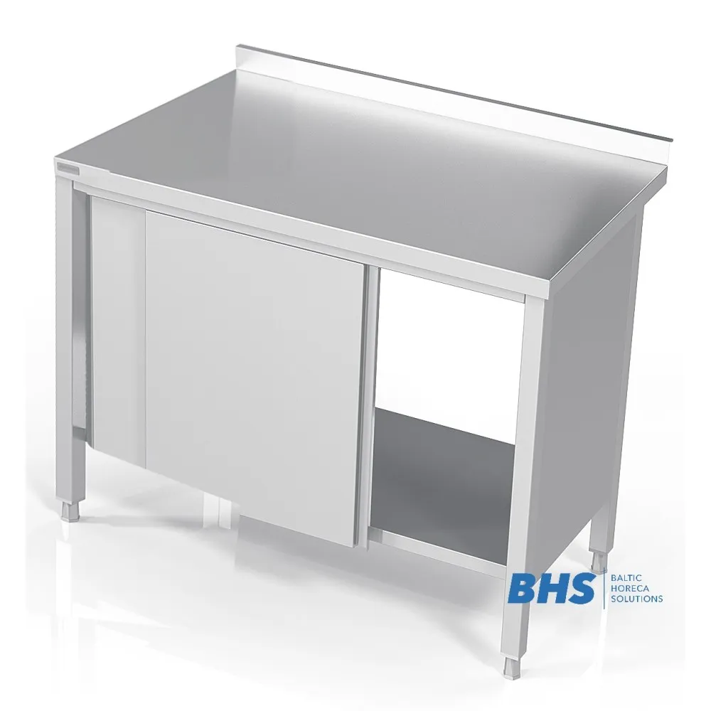 Modernus stalas su stumdomomis durimis 1500