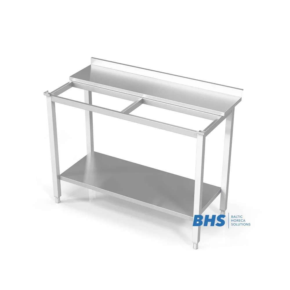 Удобный рабочий стол с разделочной доской и полкой 900