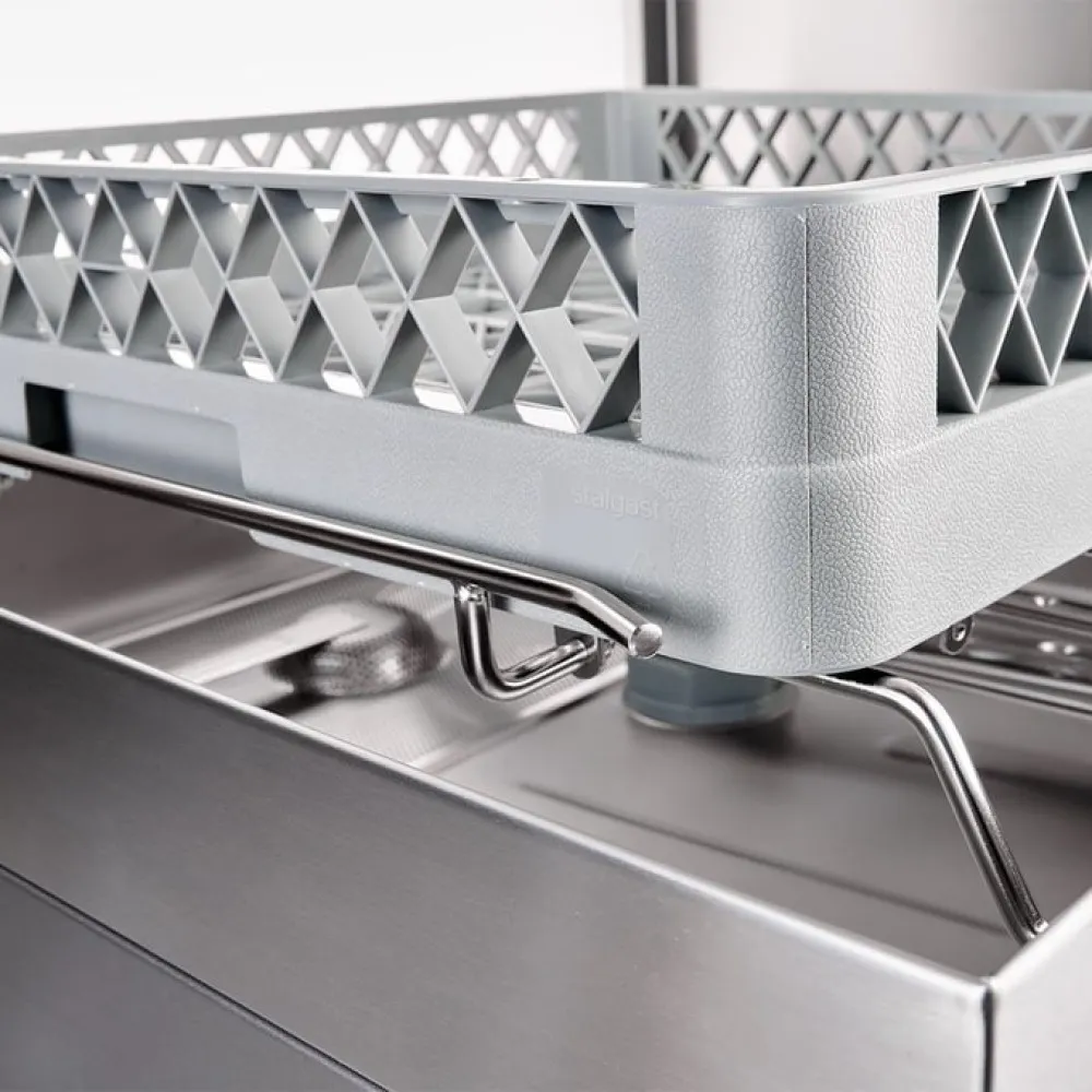 Profesionalus indaplovė su įmontuota plovimo stiprinimo pompa