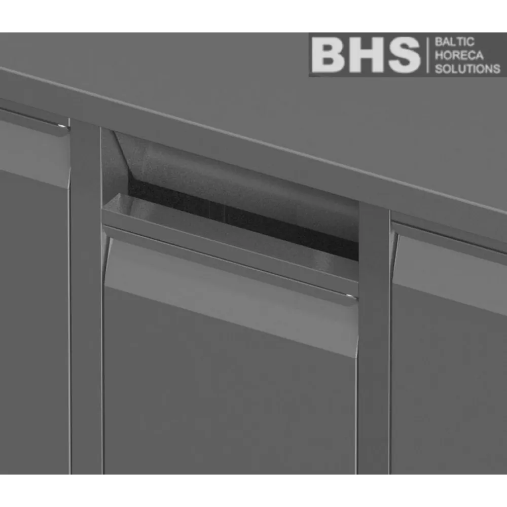 Integreeritud prügiheitja uksest üleval