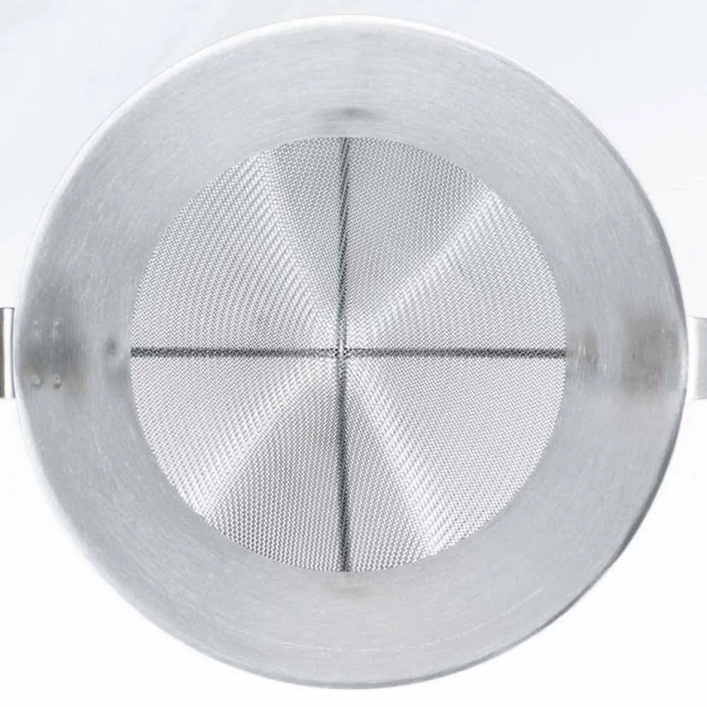 Terasest toiduainete kurn