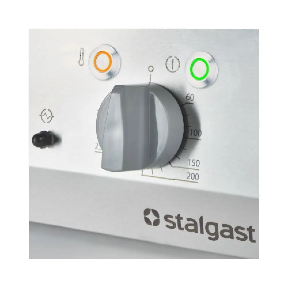 High-Powered Ribbed Electric Grill - 8.1 kW