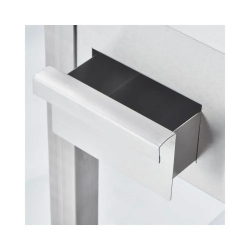 High-Powered Ribbed Electric Grill - 8.1 kW