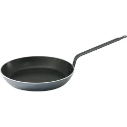 Alumiiniumist pann mittekleepuva kattega, Ø 240 mm