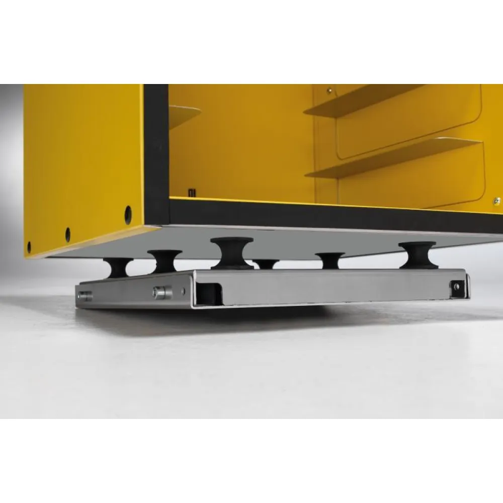 Universāls amortizēts piestiprināšanas komplekts motorollerim