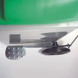 Ratastel jäätmekonteiner rohelise kaanega, 120 l