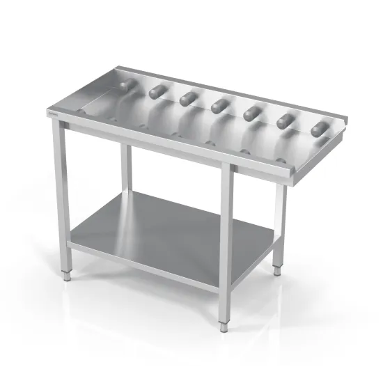 Satalas su lentyna maži ritiniai